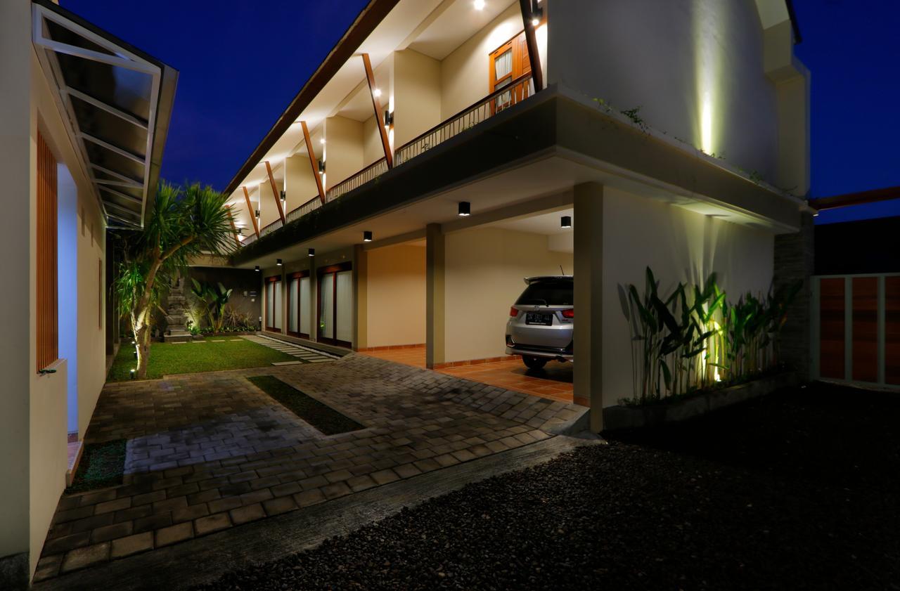 Iconic Bali Living Bed and Breakfast Denpasar Eksteriør billede