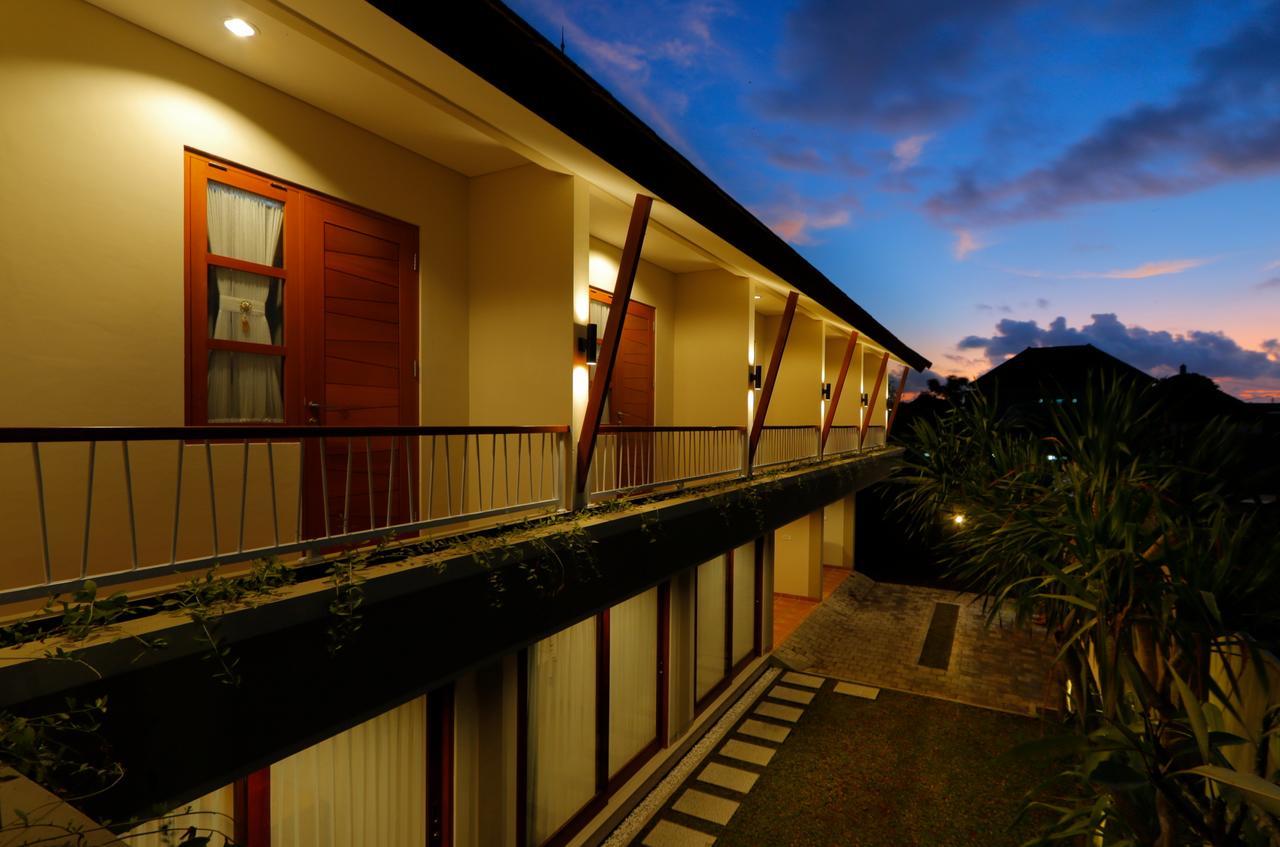 Iconic Bali Living Bed and Breakfast Denpasar Eksteriør billede